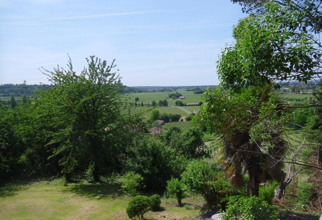 Romantic Gite Nr St Emilion With Private Pool And Views To Die For Pujols  المظهر الخارجي الصورة