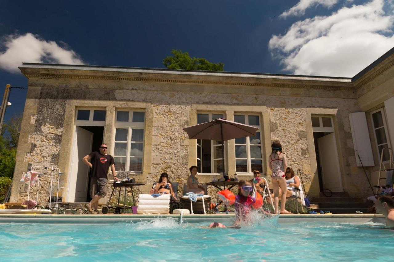 Romantic Gite Nr St Emilion With Private Pool And Views To Die For Pujols  المظهر الخارجي الصورة