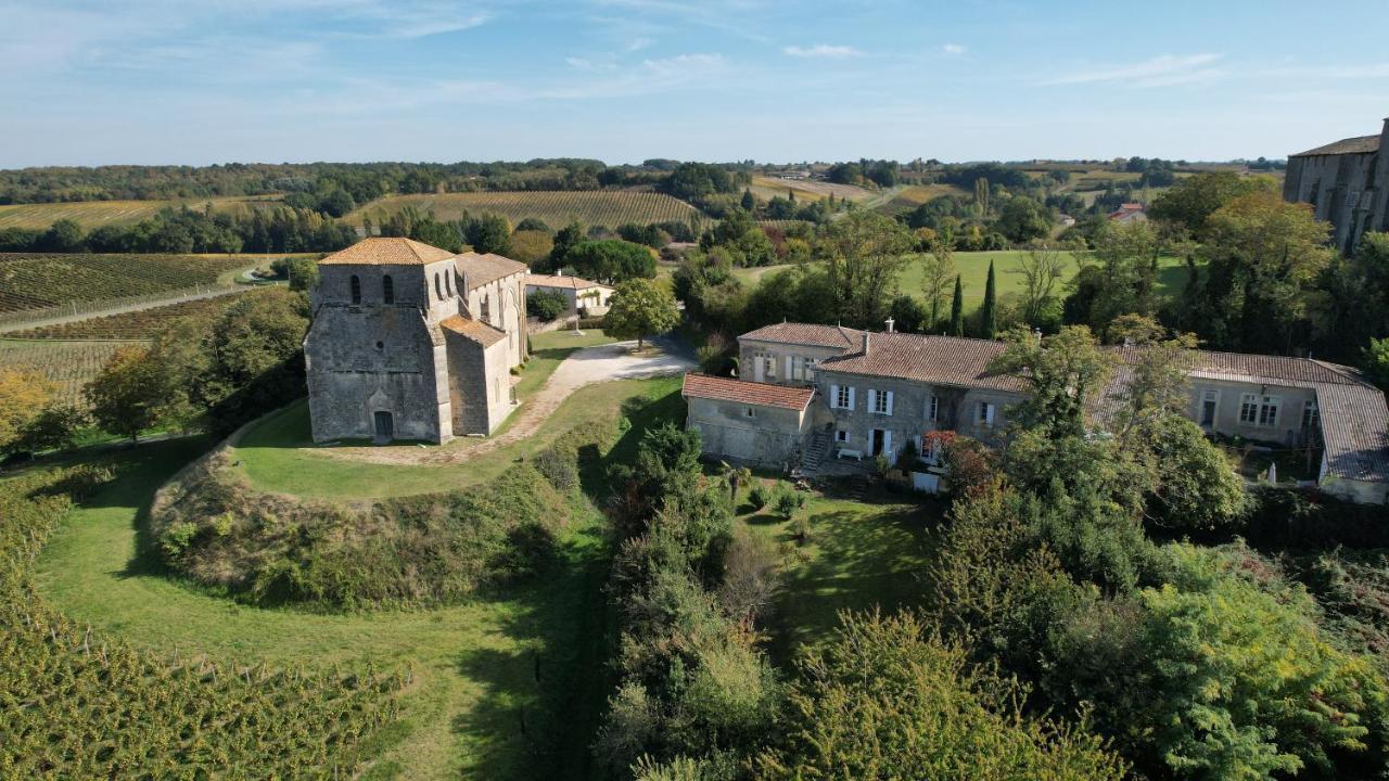 Romantic Gite Nr St Emilion With Private Pool And Views To Die For Pujols  المظهر الخارجي الصورة